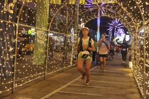 BIB: 5225
                            <button type="button" onclick="openModal(26274619)" class="btn btn-primary btn-sm float-right btn-popup" data-toggle="modal" data-target=".modal-high-quality">
                        <i class="fas fa-shopping-cart"></i> Add to Cart
                    </button>
                                            <button type="button" onclick="isThisMe(26274619, true)" class="btn btn-success btn-sm float-right btn-popup btn-isme hidden" data-toggle="tooltip" data-placement="bottom" title="นี่คือรูปของคุณใช่ไหม คลิกที่นี่เพื่อเอาเข้าอัลบั้ม">
                        <i class="fas fa-plus"></i> Add to album
                    </button>
                    <button type="button" onclick="isThisMe(26274619, false)" class="btn btn-warning btn-sm float-right btn-popup btn-isnotme hidden">
                        <i class="fas fa-ban"></i> Remove from album
                    </button>